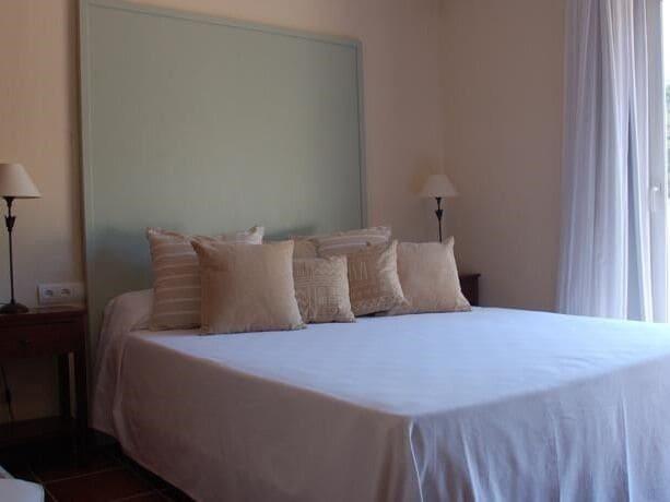 Boutique Hostal La Curandera De Salinas Sant Francesc de s'Estany المظهر الخارجي الصورة