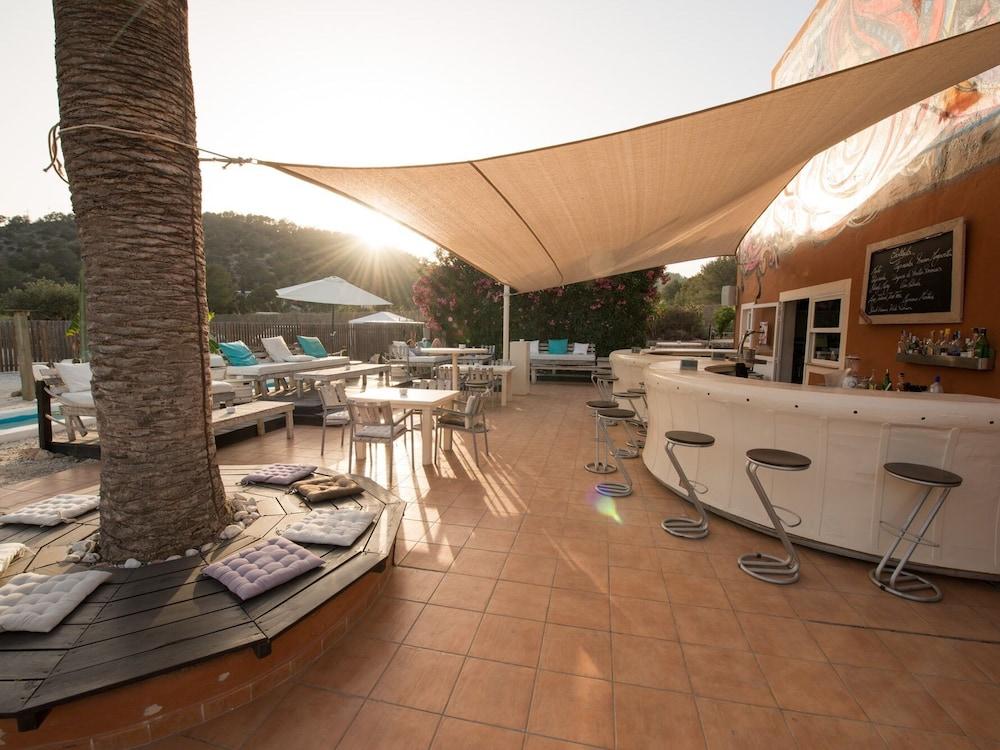 Boutique Hostal La Curandera De Salinas Sant Francesc de s'Estany المظهر الخارجي الصورة
