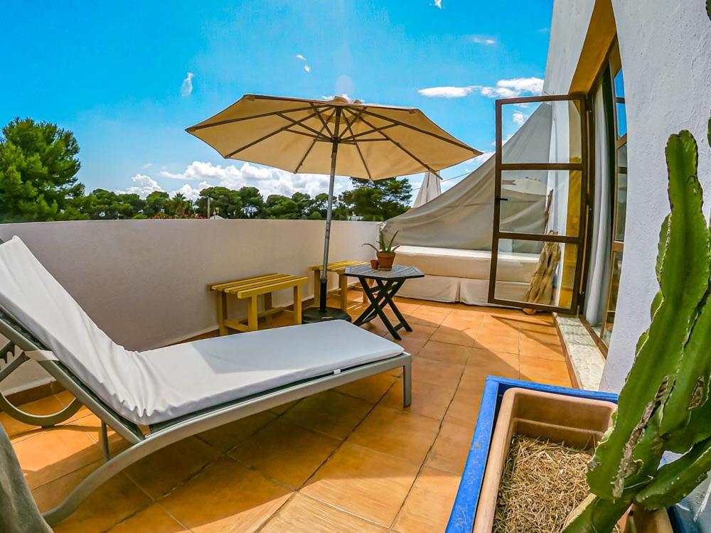 Boutique Hostal La Curandera De Salinas Sant Francesc de s'Estany المظهر الخارجي الصورة