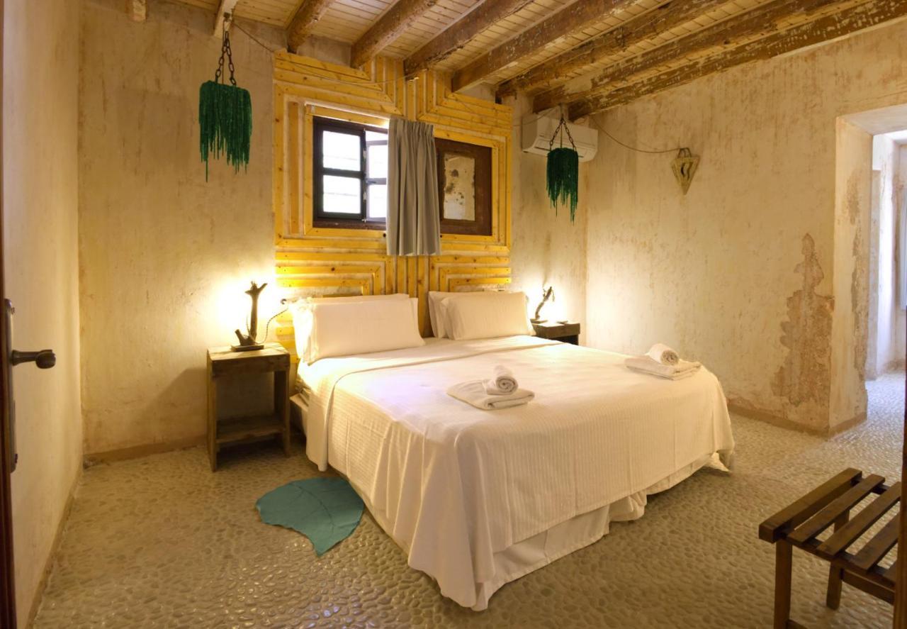 Boutique Hostal La Curandera De Salinas Sant Francesc de s'Estany المظهر الخارجي الصورة
