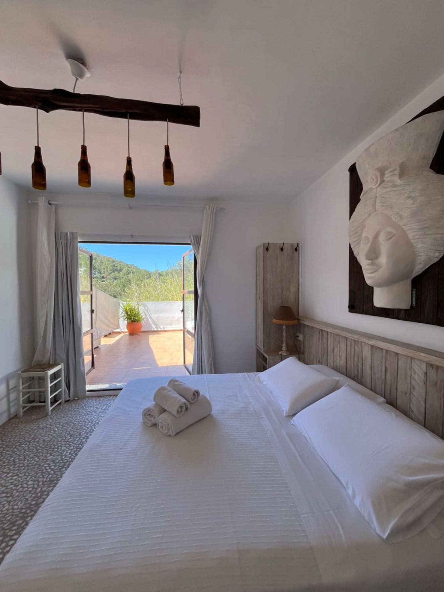 Boutique Hostal La Curandera De Salinas Sant Francesc de s'Estany المظهر الخارجي الصورة