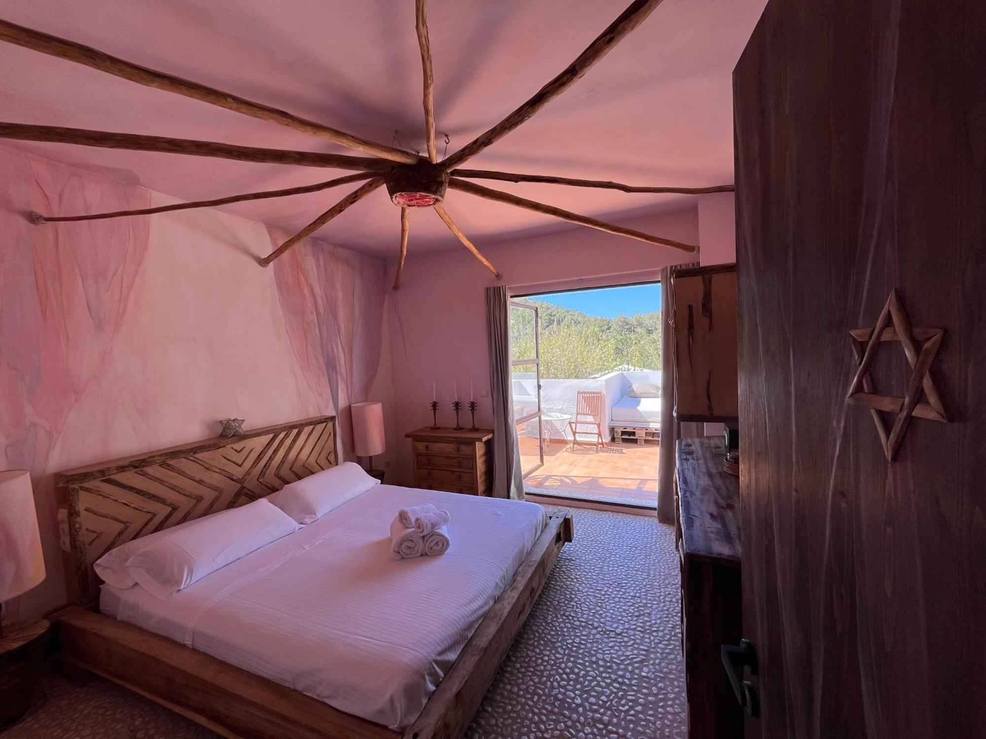 Boutique Hostal La Curandera De Salinas Sant Francesc de s'Estany المظهر الخارجي الصورة