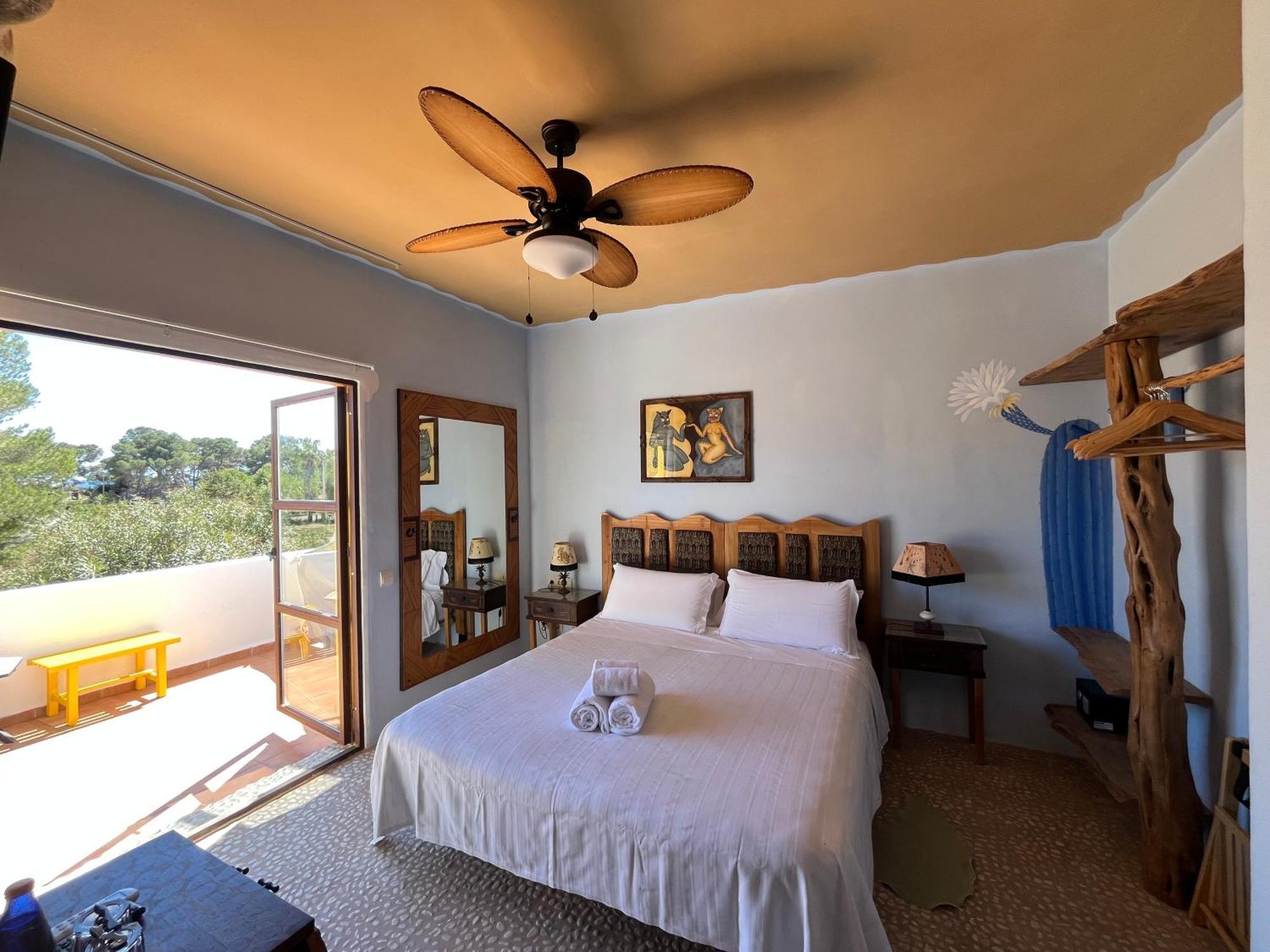 Boutique Hostal La Curandera De Salinas Sant Francesc de s'Estany المظهر الخارجي الصورة